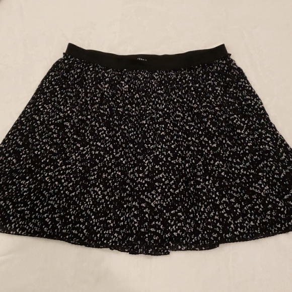 torrid Dresses & Skirts - Floral chiffon Torrid skirt